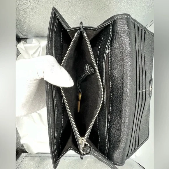 NEW ARRIVAL: CHLOE Paddington Black Leather Bifold Wallet - Picture 10 of 11